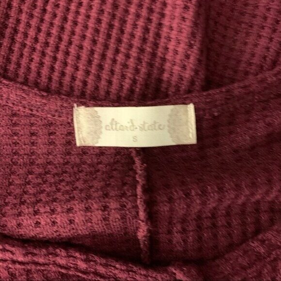 Altair’d State Thermal Top Small Maroon Henley Cozy Layering Fall - Picture 6 of 8